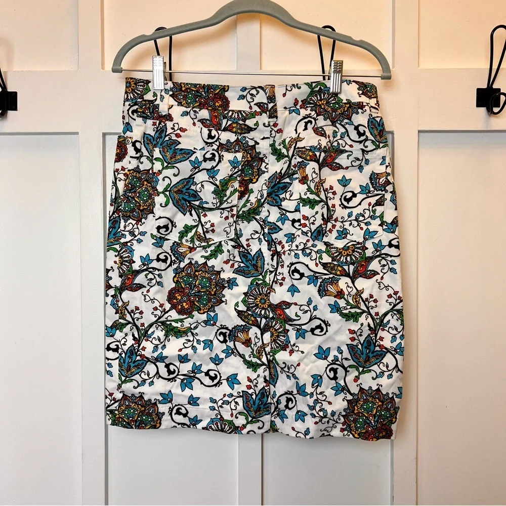Jones Sport Skirt 4 Straight Knee Length Artsy to Wear Pocket Cottage Coastal